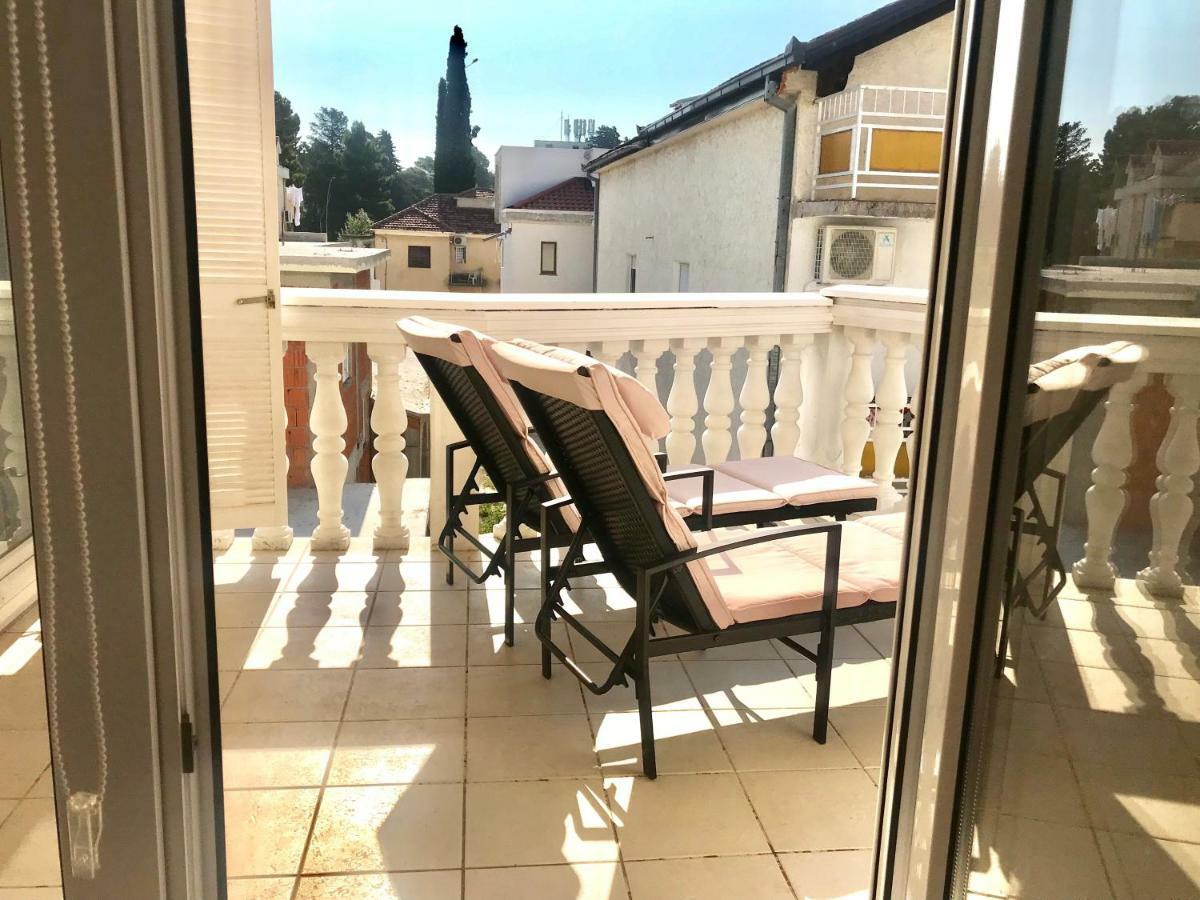 Villa Diana Kastela Exterior photo